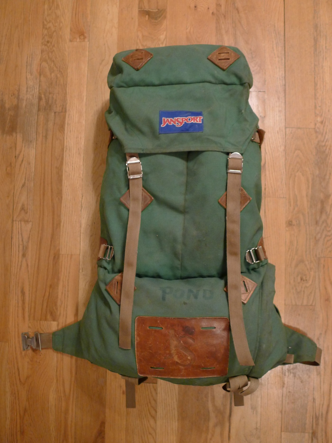 jansport alaska 115 internal frame backpack Cool Student Laptop From its tangle MORE ON THE D-2 BY