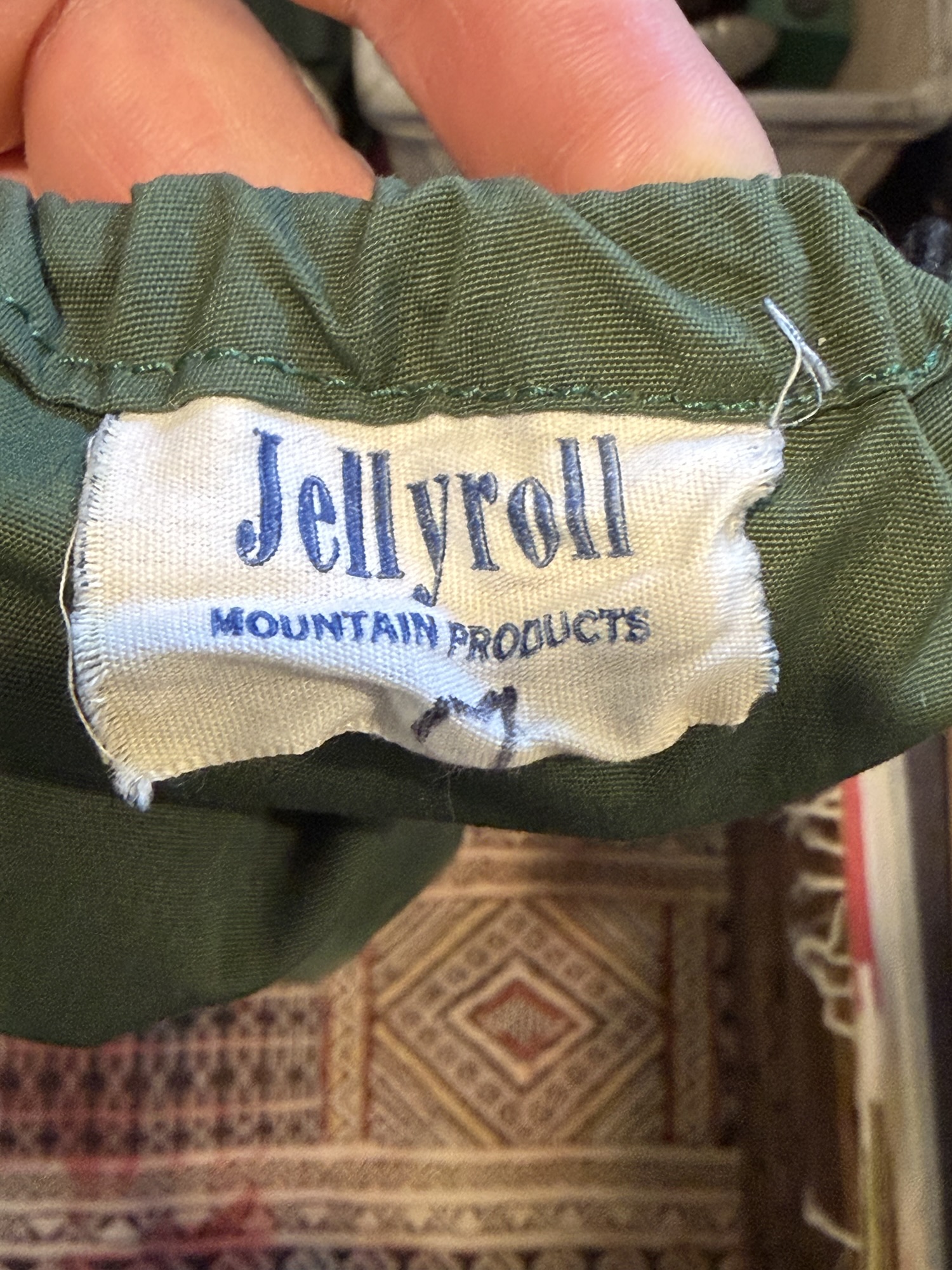Jellyroll Mountain Products Mittens – Basecamp Vintage & Archives